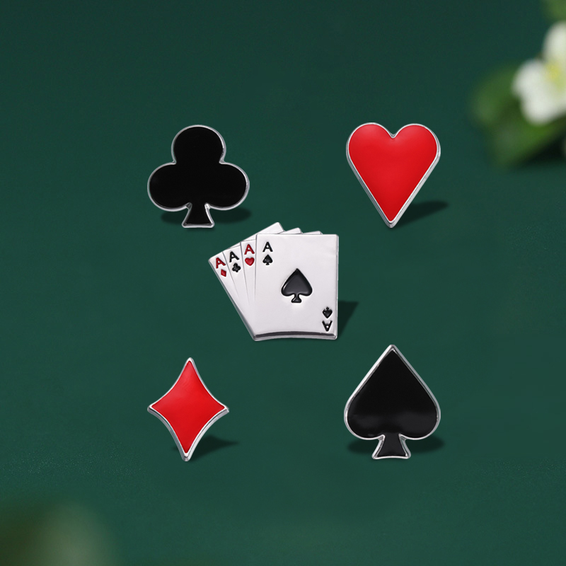 Playing Cards Enamel Pins Cust - Themed Playing Card ulasan dan harga