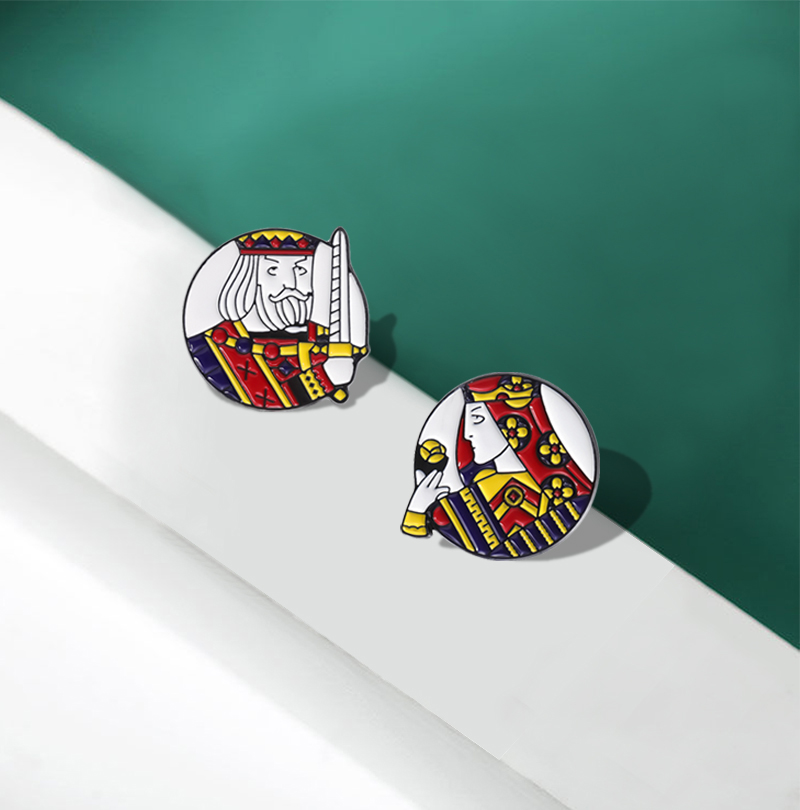 Playing Cards Enamel Pins Cust - Themed Playing Card ulasan dan harga